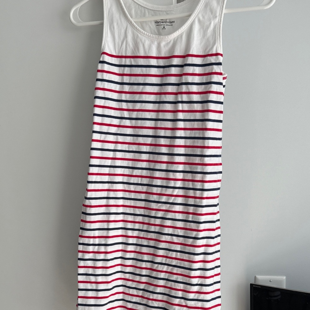 Vineyard vines girls dress size medium 10/12 worn once